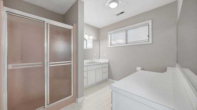 1278 Village Green Drive, Hixson, TN 37343