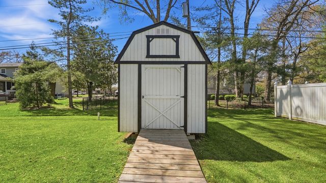 1278 Village Green Drive, Hixson, TN 37343