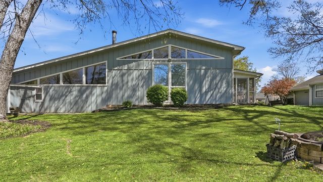 1278 Village Green Drive, Hixson, TN 37343