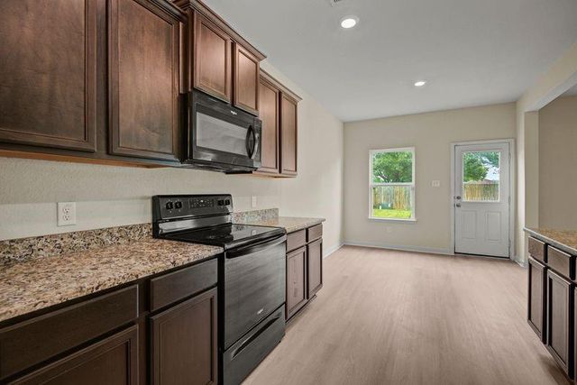 7726 N Country Space Loop, Richmond, TX 77469
