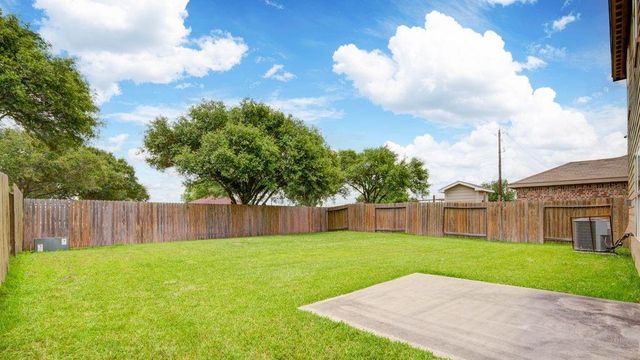 7726 N Country Space Loop, Richmond, TX 77469