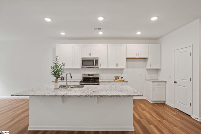 206 Spartina Court, Spartanburg, SC 29307