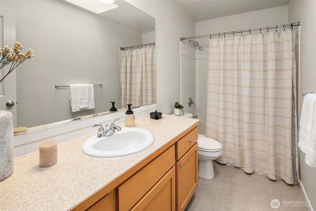 5944 26th Avenue SW, Seattle, WA 98106