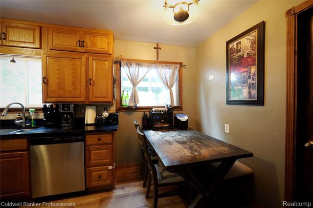 1017 N East Street, Fenton, MI 48430