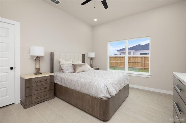 2404 Cardinal Drive, Weslaco, TX 78599