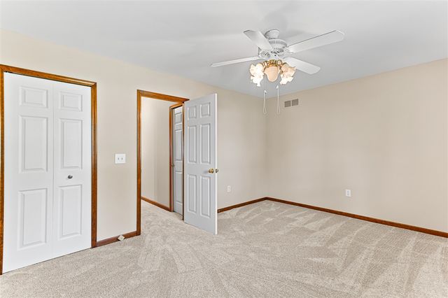 13711 Maple Grove Avenue 35, Shelby Twp, MI 48315