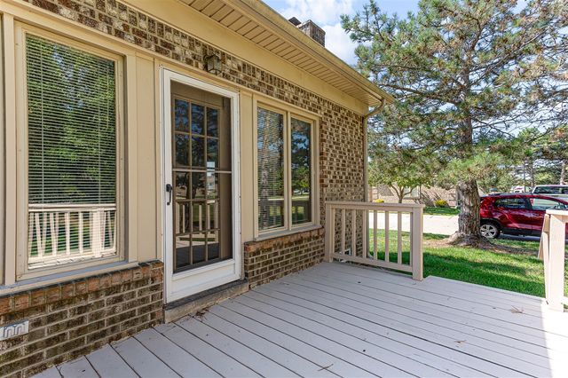 13711 Maple Grove Avenue 35, Shelby Twp, MI 48315