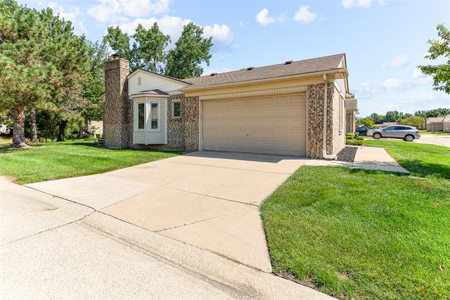 13711 Maple Grove Avenue 35, Shelby Twp, MI 48315