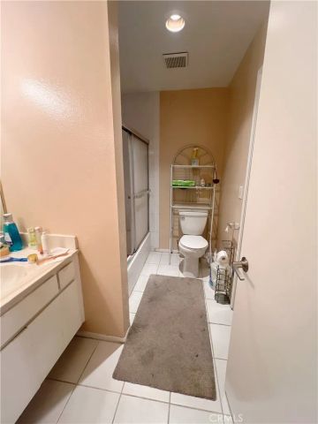 1765 Neil Armstrong St 202, Montebello, CA 90640