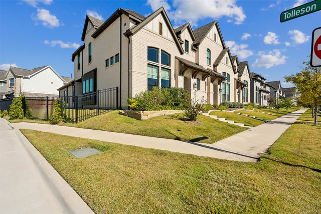 14436 Greymoore Circle, Fort Worth, TX 76008