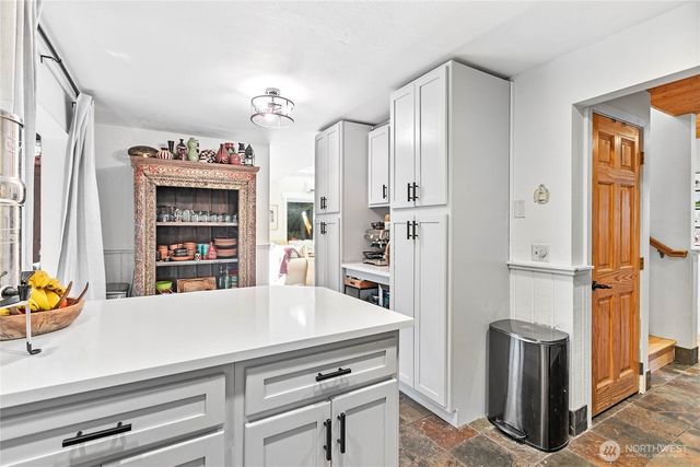 54 A Honeycomb, Bellingham, WA 98229