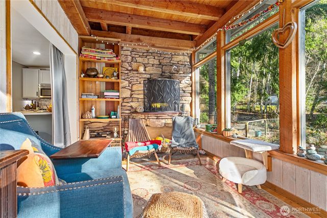 54 A Honeycomb, Bellingham, WA 98229