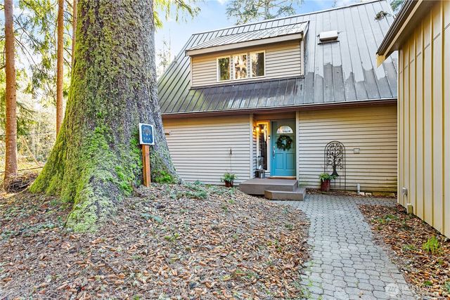 54 A Honeycomb, Bellingham, WA 98229