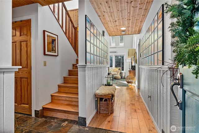 54 A Honeycomb, Bellingham, WA 98229