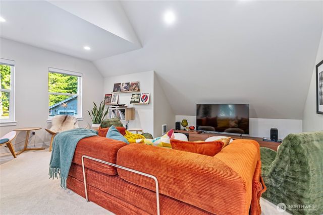 54 A Honeycomb, Bellingham, WA 98229