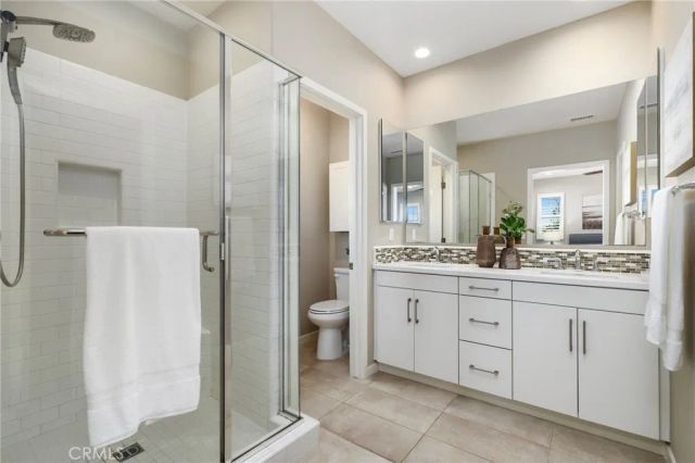 121 Excursion, Irvine, CA 92618