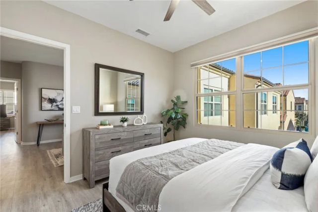 121 Excursion, Irvine, CA 92618