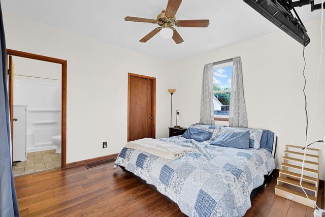 611 N 8th Street, Mitchell, IN 47446