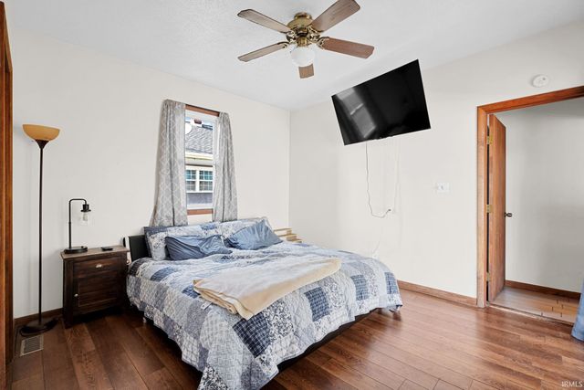611 N 8th Street, Mitchell, IN 47446