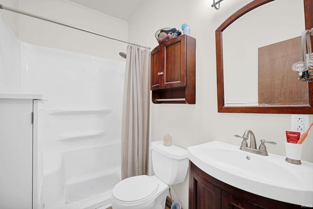611 N 8th Street, Mitchell, IN 47446