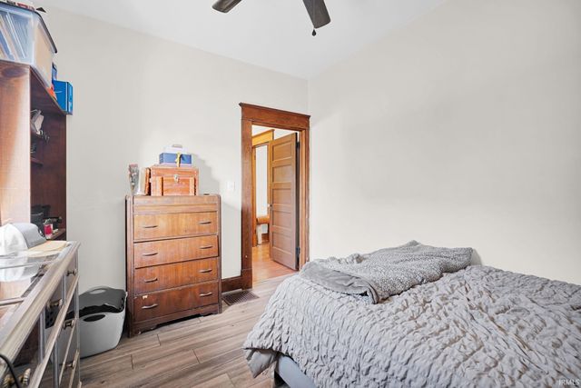 611 N 8th Street, Mitchell, IN 47446