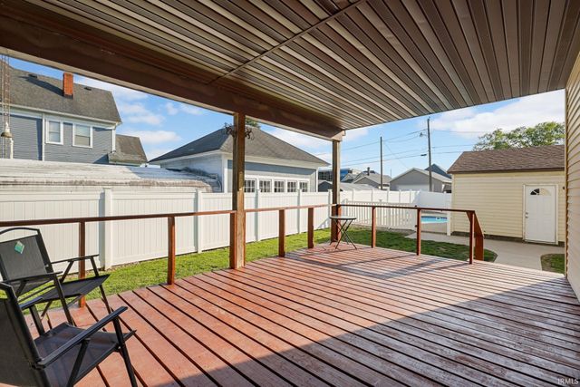 611 N 8th Street, Mitchell, IN 47446