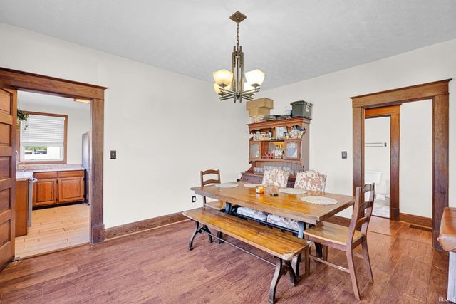 611 N 8th Street, Mitchell, IN 47446