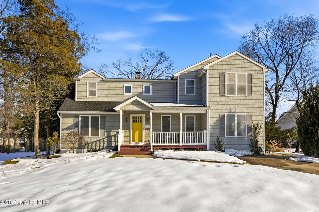 19 Carole Drive, Oakhurst, NJ 07755