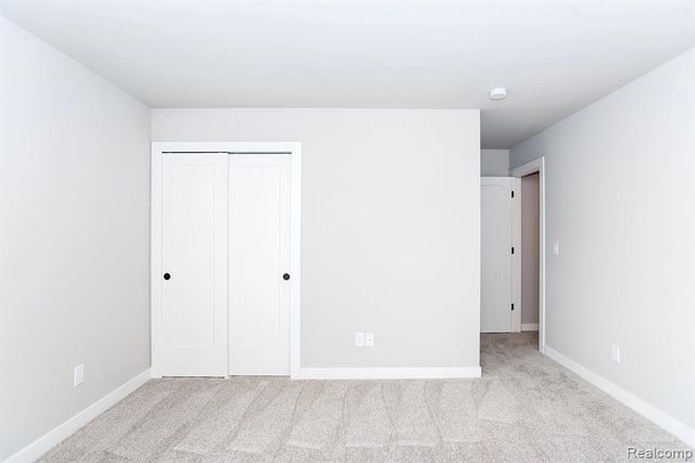 5 Grandview Circle 70, White Lake, MI 48386
