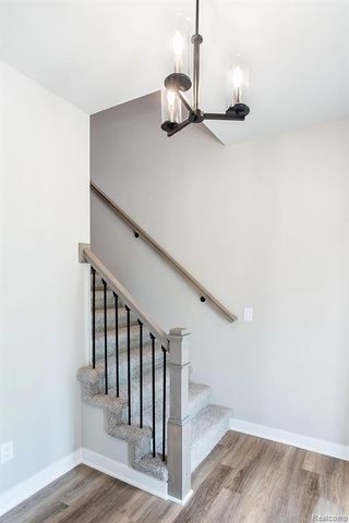 5 Grandview Circle 70, White Lake, MI 48386