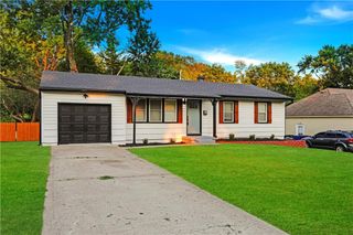 6409 N Woodland Avenue, Gladstone, MO 64118