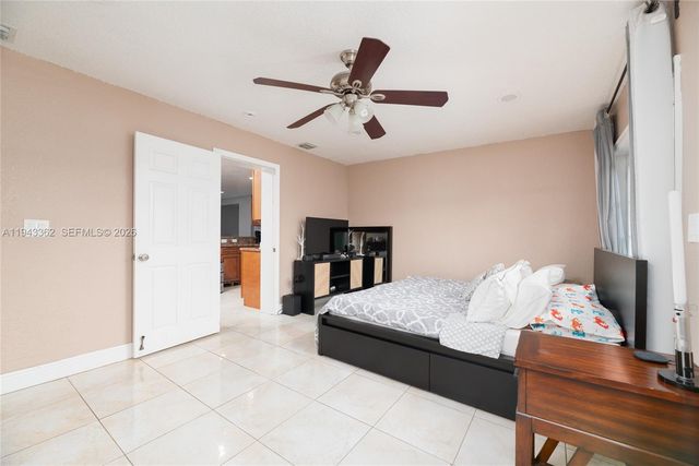 1417 SW 48th Ave, Fort Lauderdale, FL 33317