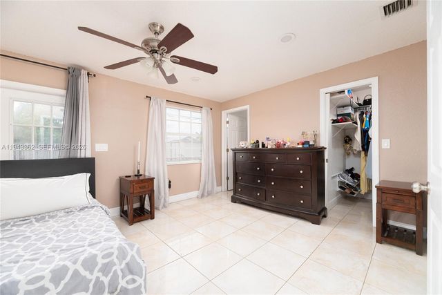 1417 SW 48th Ave, Fort Lauderdale, FL 33317