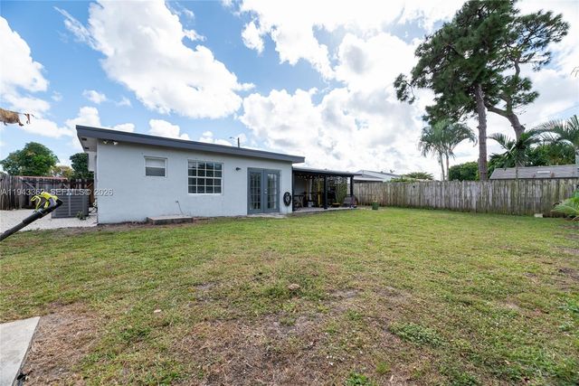 1417 SW 48th Ave, Fort Lauderdale, FL 33317