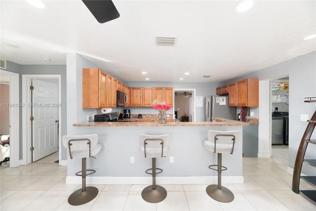 1417 SW 48th Ave, Fort Lauderdale, FL 33317