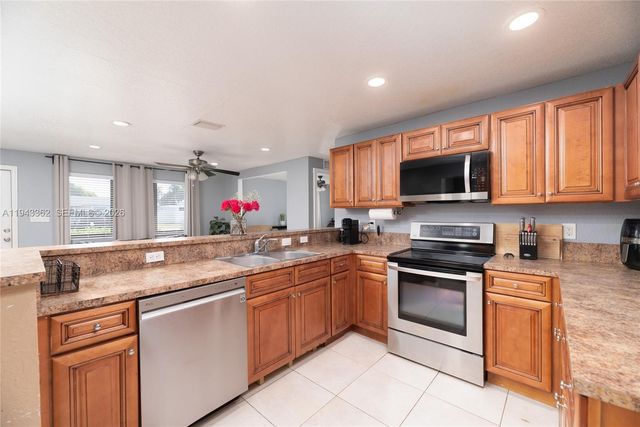 1417 SW 48th Ave, Fort Lauderdale, FL 33317