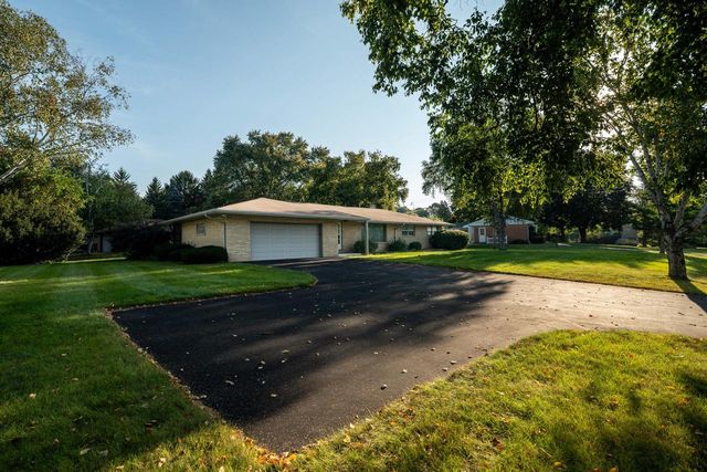 14580 Tulane STREET, Brookfield, WI 53005