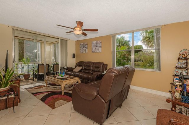 9351 Lime Bay Blvd 207, Tamarac, FL 33321