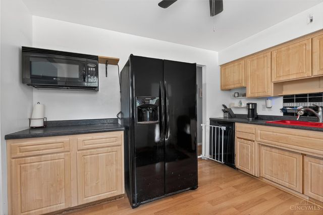 6147 Charity Drive, Green Twp, OH 45248
