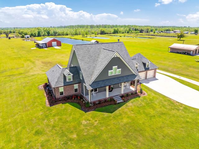 673 Bayou Dularge Rd, Houma, LA 70363