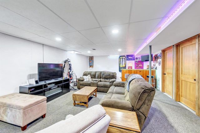 110 E MORNINGSIDE DRIVE, Kaukauna, WI 54130