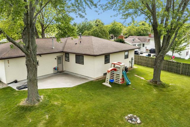 110 E MORNINGSIDE DRIVE, Kaukauna, WI 54130