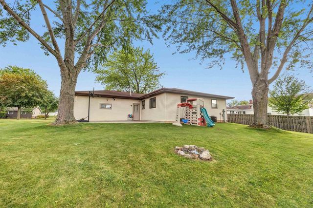 110 E MORNINGSIDE DRIVE, Kaukauna, WI 54130