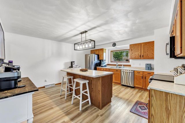 110 E MORNINGSIDE DRIVE, Kaukauna, WI 54130