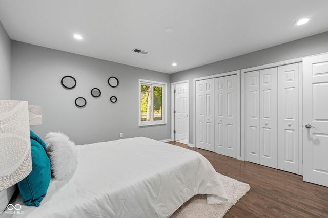 8775 Westfield Boulevard, Indianapolis, IN 46240