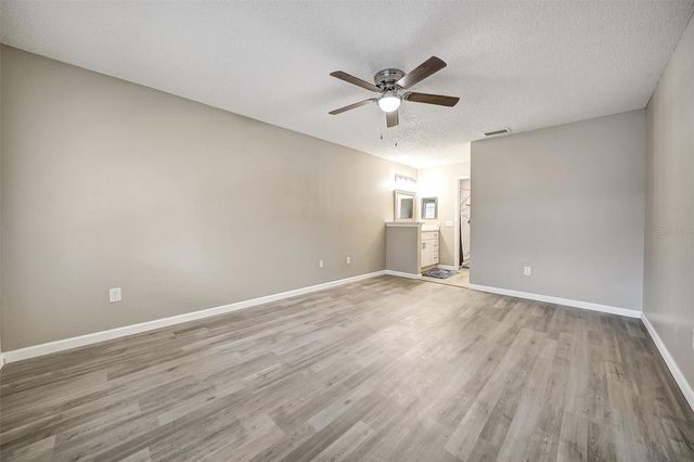 5140 NASHVILLE DRIVE, Tampa, FL 33624