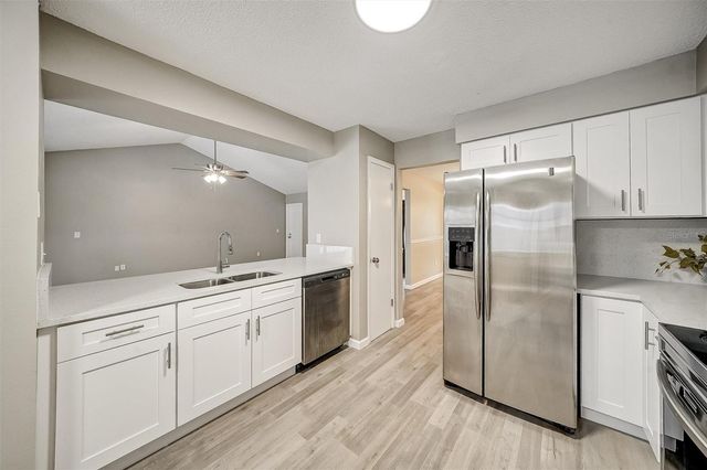 5140 NASHVILLE DRIVE, Tampa, FL 33624