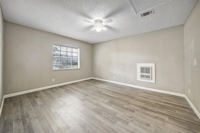 5140 NASHVILLE DRIVE, Tampa, FL 33624