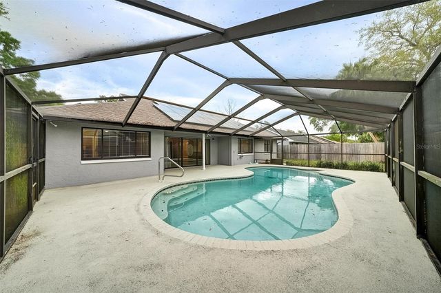 5140 NASHVILLE DRIVE, Tampa, FL 33624