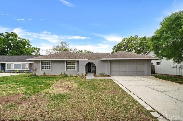 5140 NASHVILLE DRIVE, Tampa, FL 33624